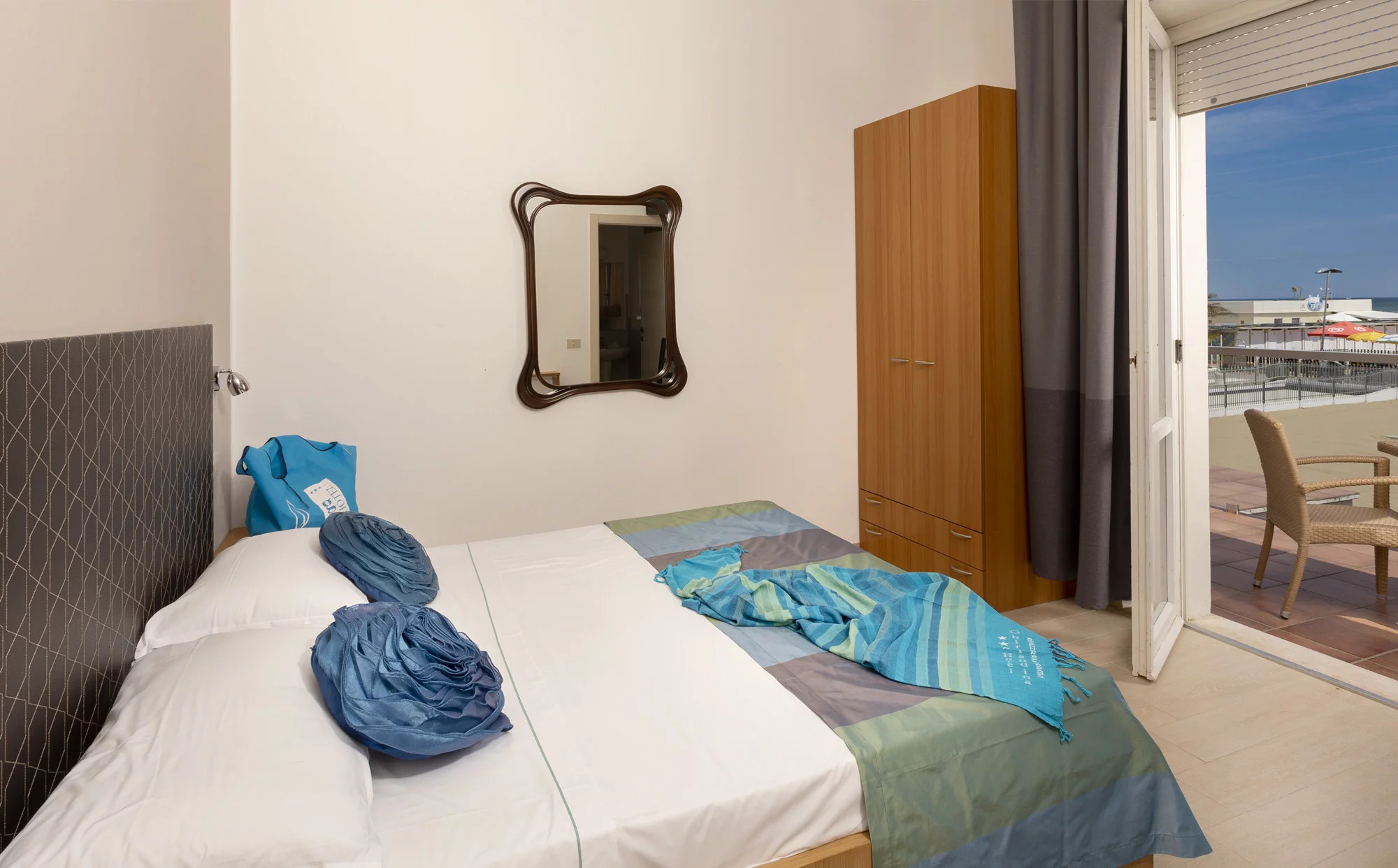 media.Slide-Camera-Alba-04-GHouse-Rimini